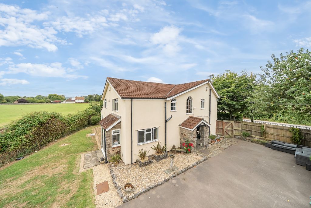 Property photo 1 of 20 Exterior