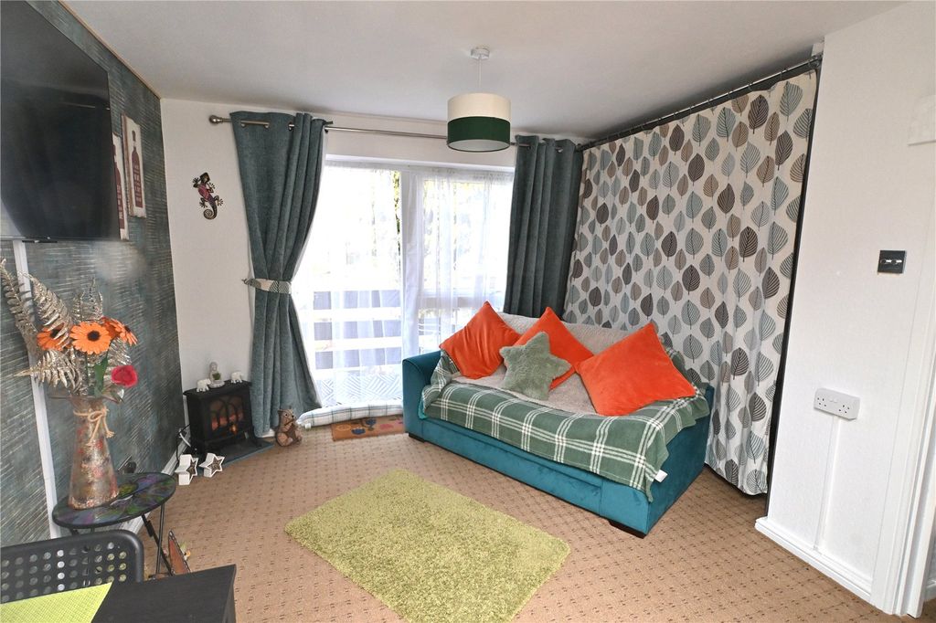 Property photo 2 of 11 Picture No. 10