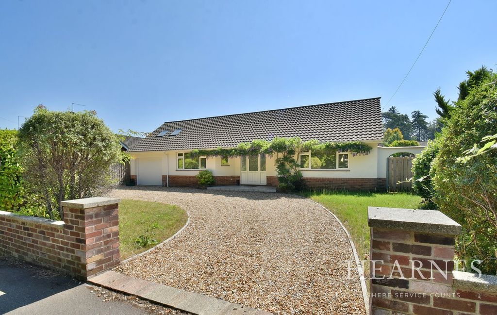 Property photo 1 of 37