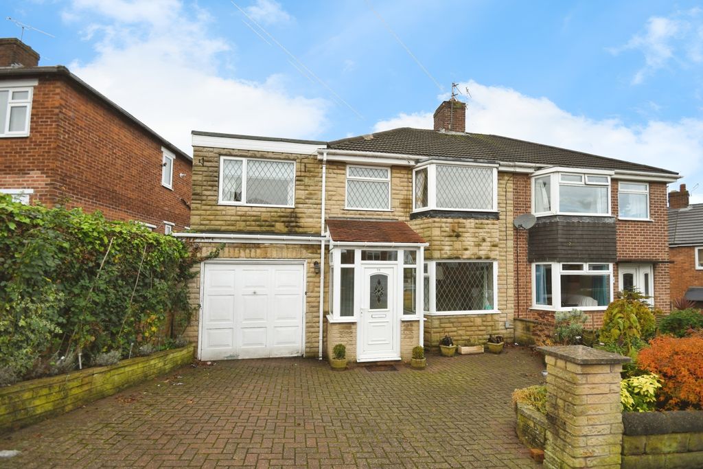 Property photo 1 of 17 Photography