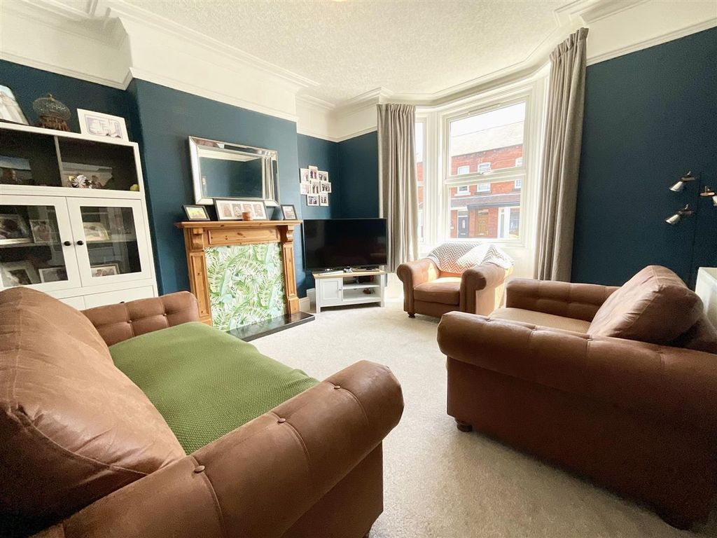 Property photo 2 of 13 Yryi3Riineetg9Az4Yegza.Jpg