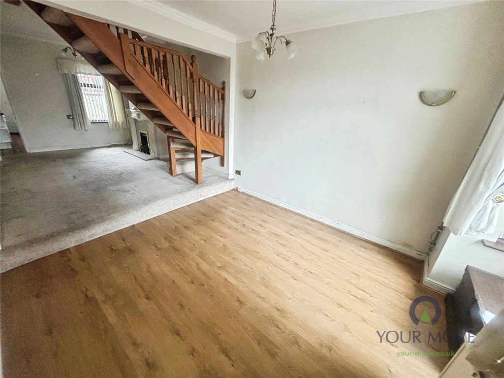 Property photo 2 of 7 Living Room