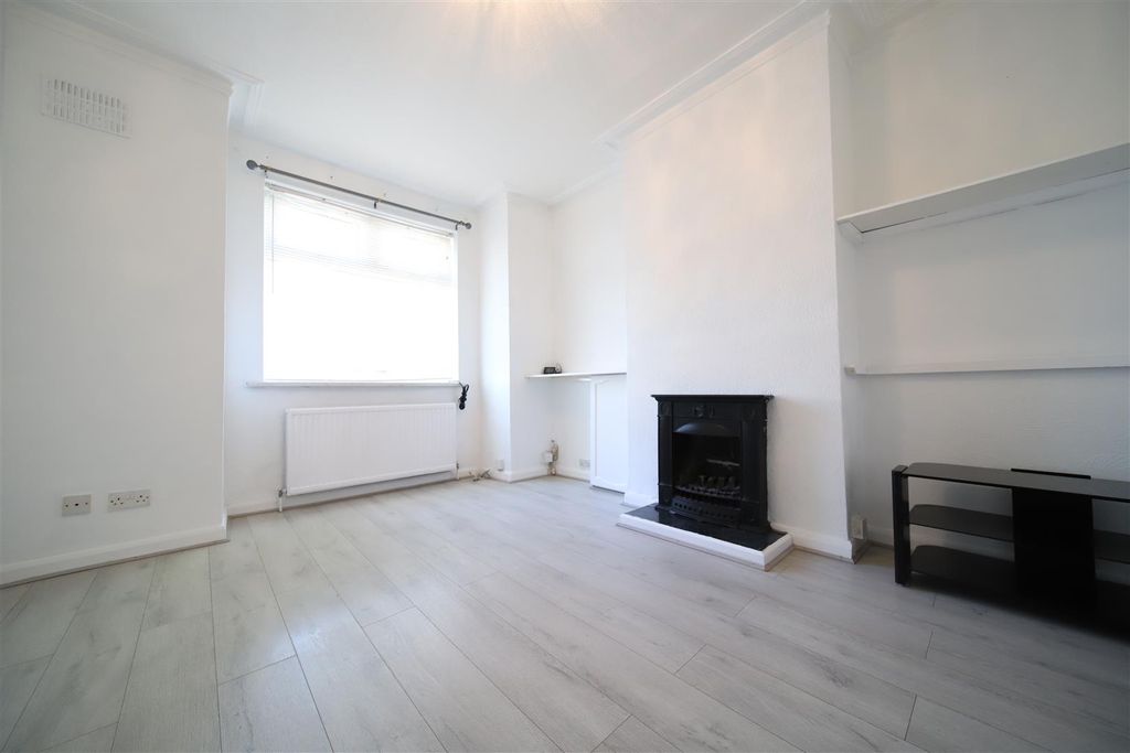 Property photo 3 of 11 Img_0543.Jpg