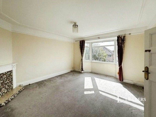Property photo 2 of 8 Pbox-Img.Jpg