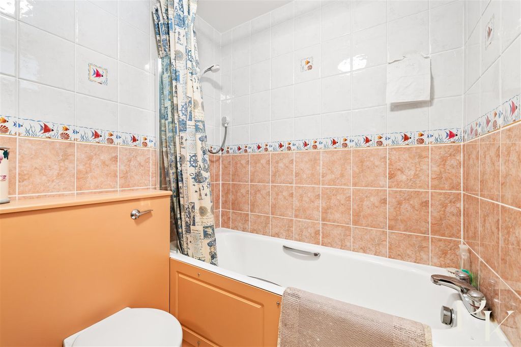 Additional image 16 of 4 bed flat for saleKings Esplanade, Hove BN3