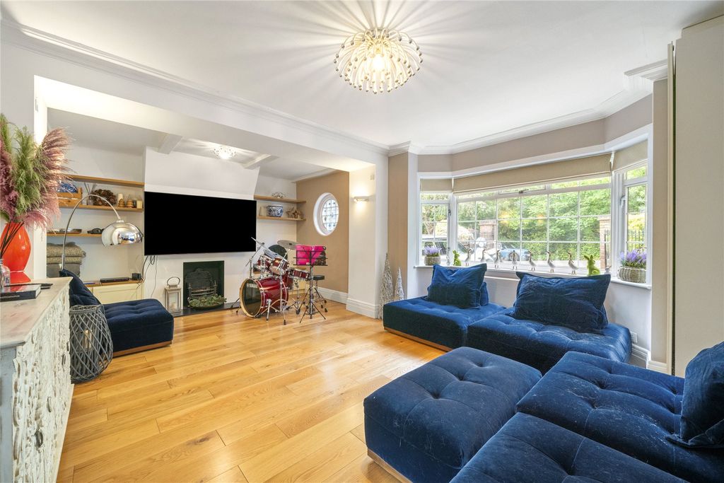 Property photo 2 of 19 Reception Room