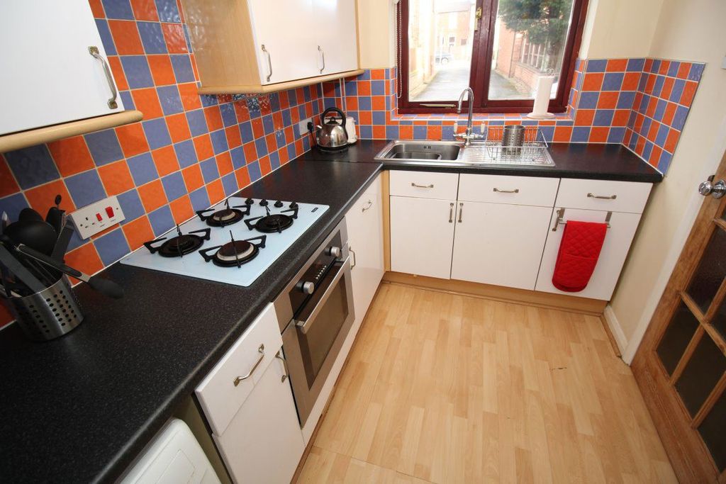 Property photo 3 of 14