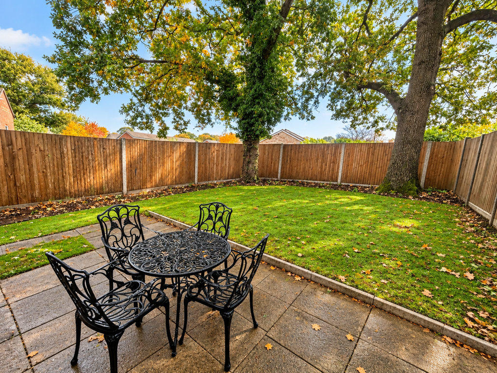 Property photo 3 of 14 Garden