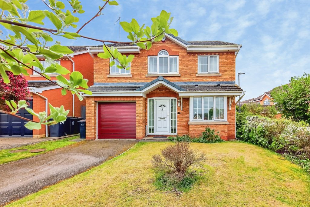 Property photo 1 of 18