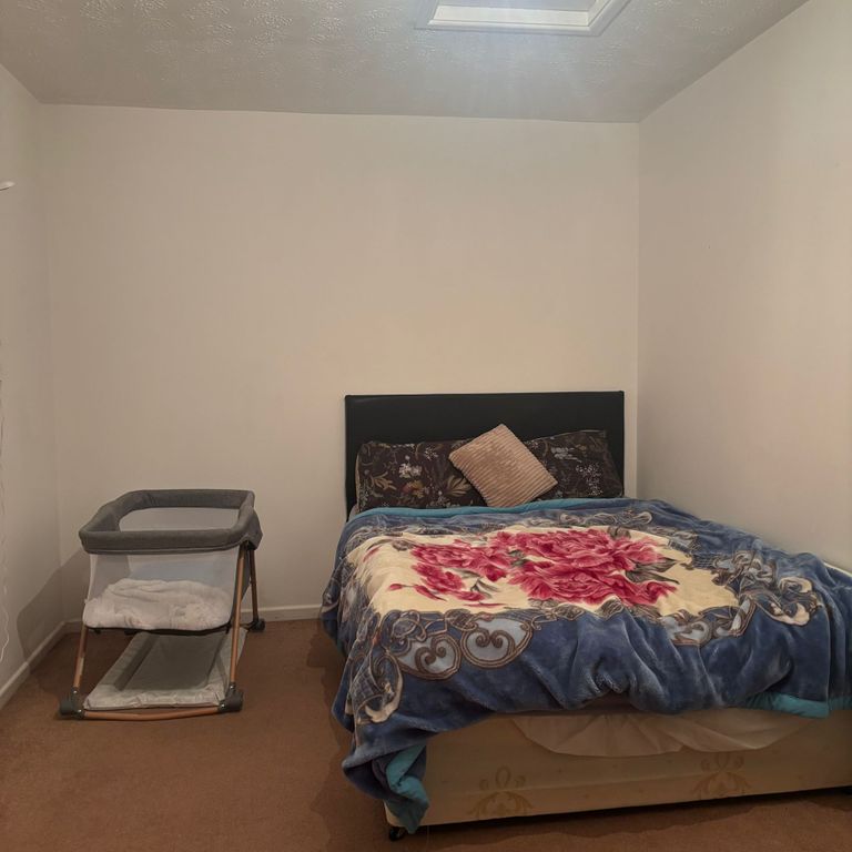 Property photo 1 of 5