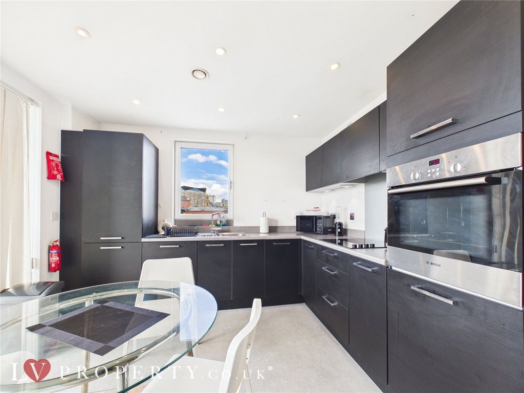 Property photo 1 of 10 Picture No. 06