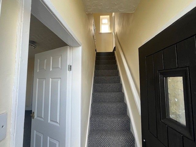 Property photo 2 of 11 Photo