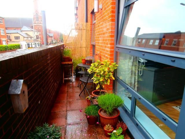Property photo 3 of 7 Terrace