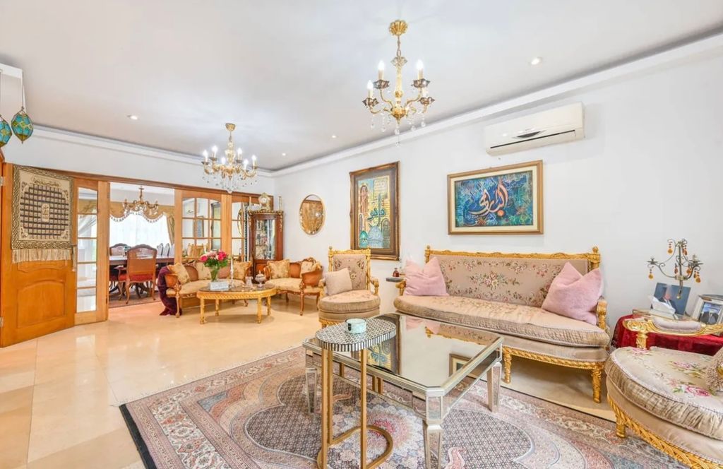 Property photo 3 of 21