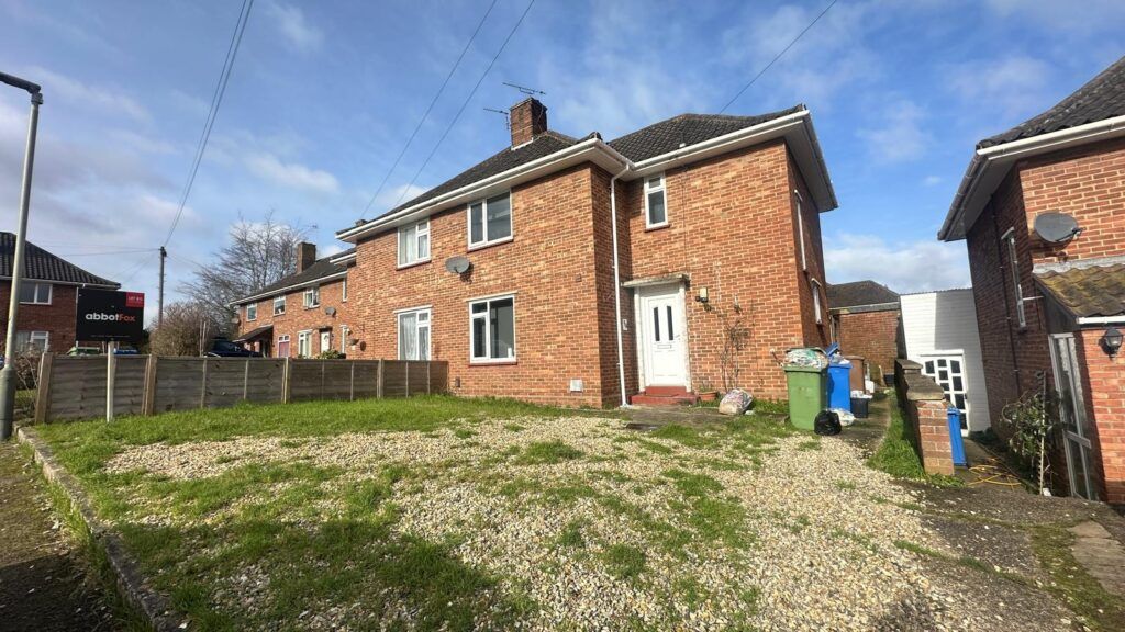 Property photo 1 of 14