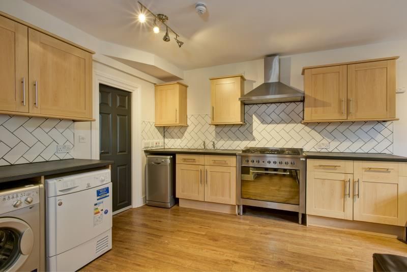 Property photo 2 of 8 Photo 1