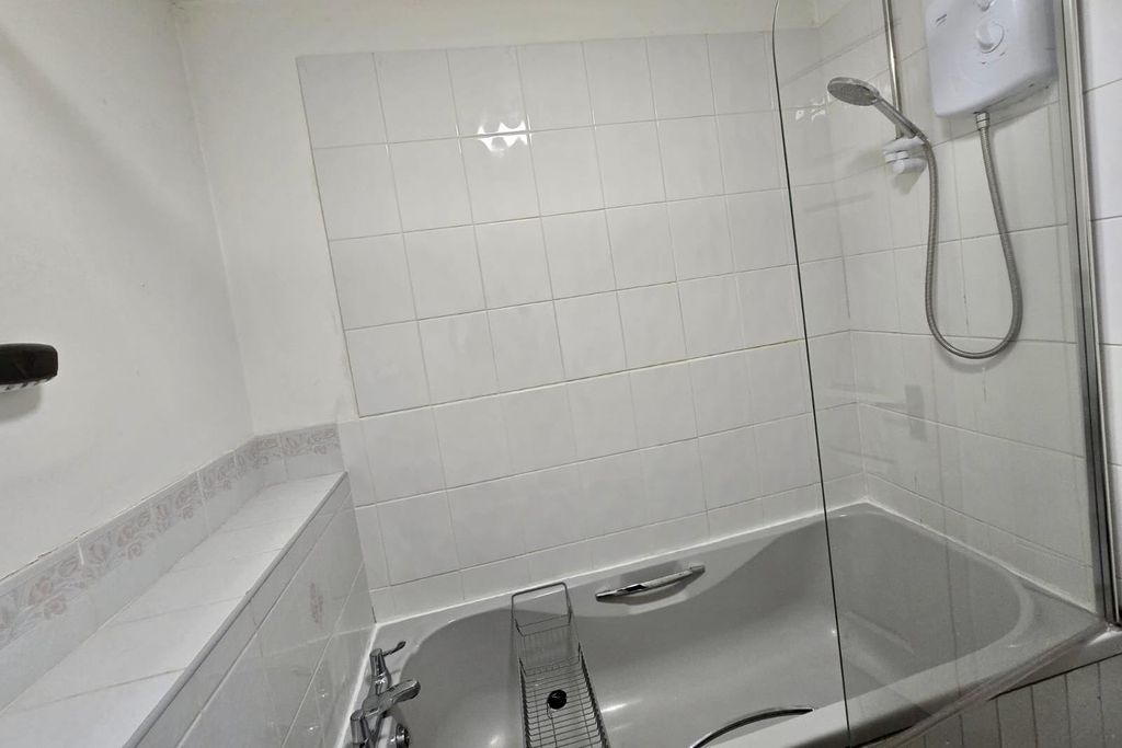 Property photo 3 of 31 d933c532-439A-48Aa-B49d-B5Ff3E0F16c4.Jpeg