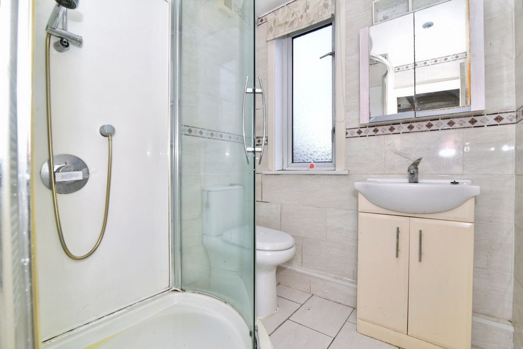 Property photo 3 of 6 Pbox-Img.Jpg