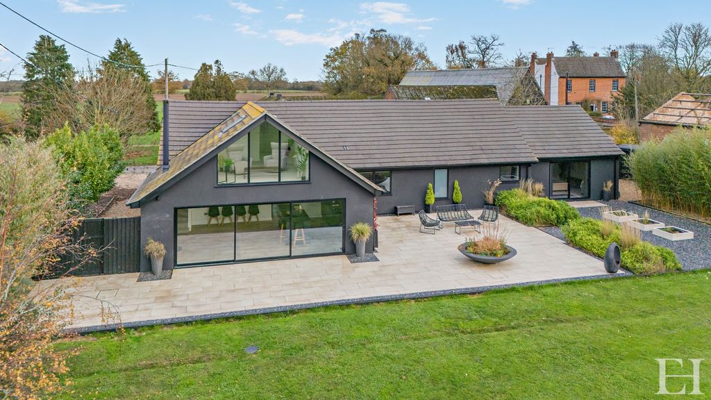 Property photo 1 of 35 4694380