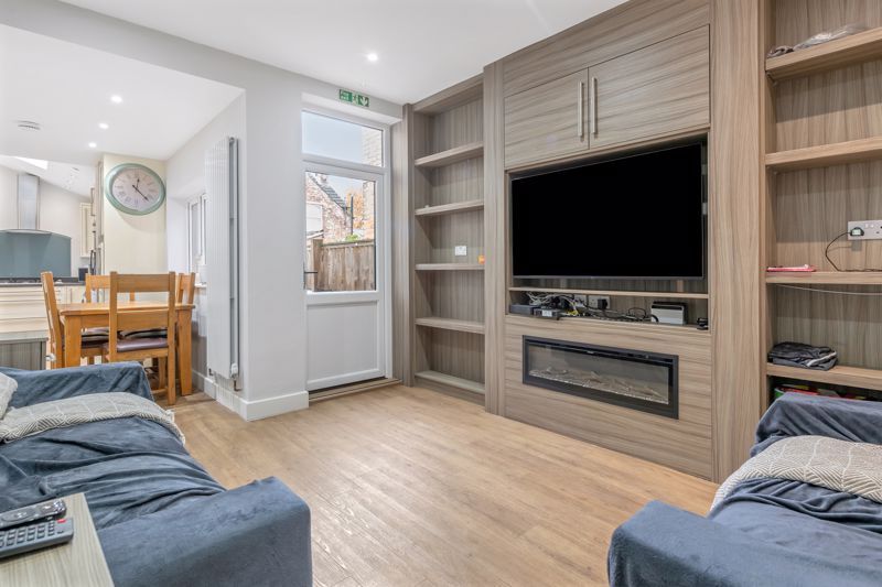 Property photo 1 of 11 Photo 1