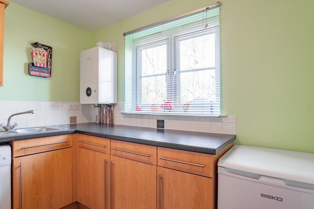 Additional image 6 of 2 bed flat for saleRowan Grove, Inverness IV2