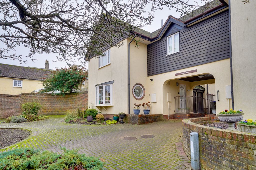 Property photo 1 of 12 4785010