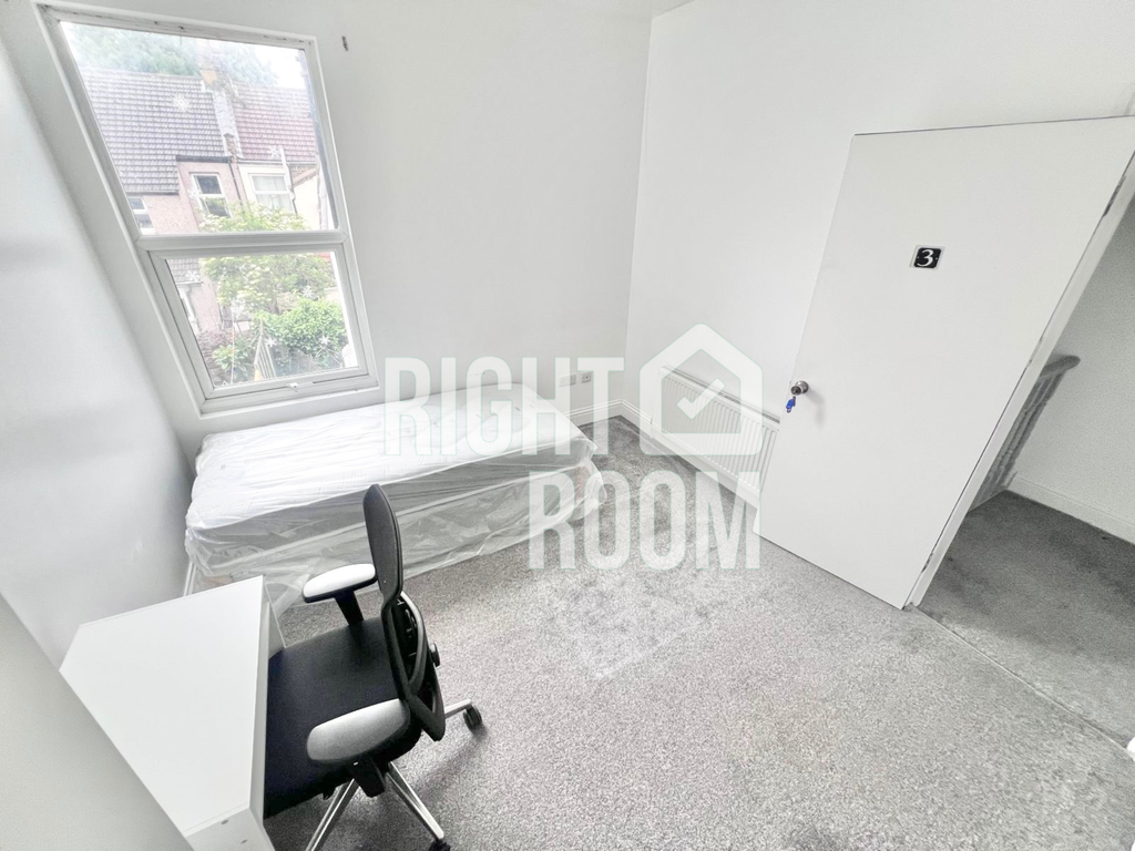 Property photo 3 of 3
