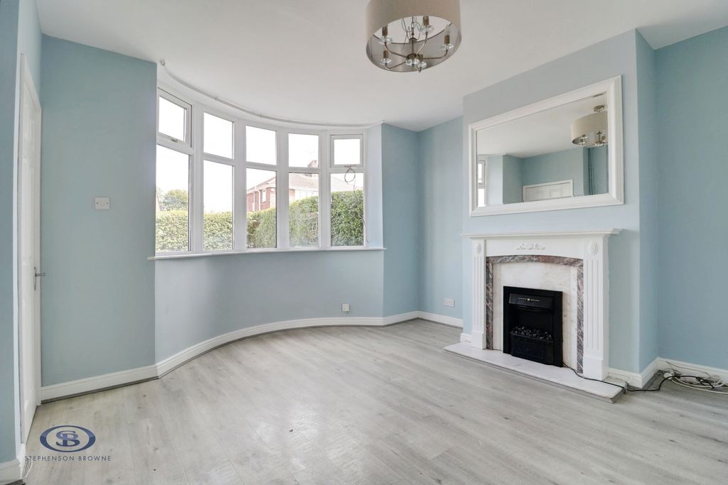 Property photo 3 of 21 Pbox-Img.Jpg