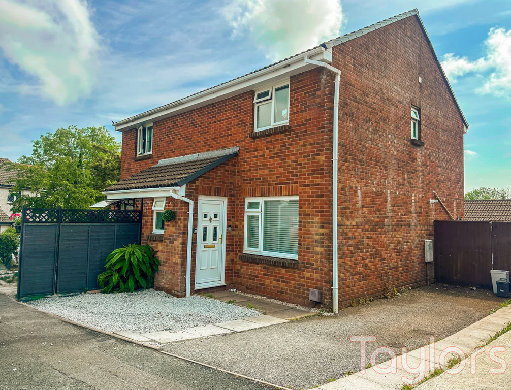 Property photo 1 of 18