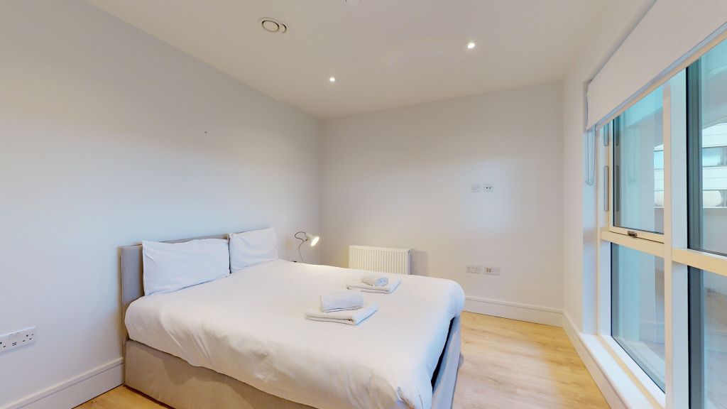 Property photo 3 of 19 Bedroom