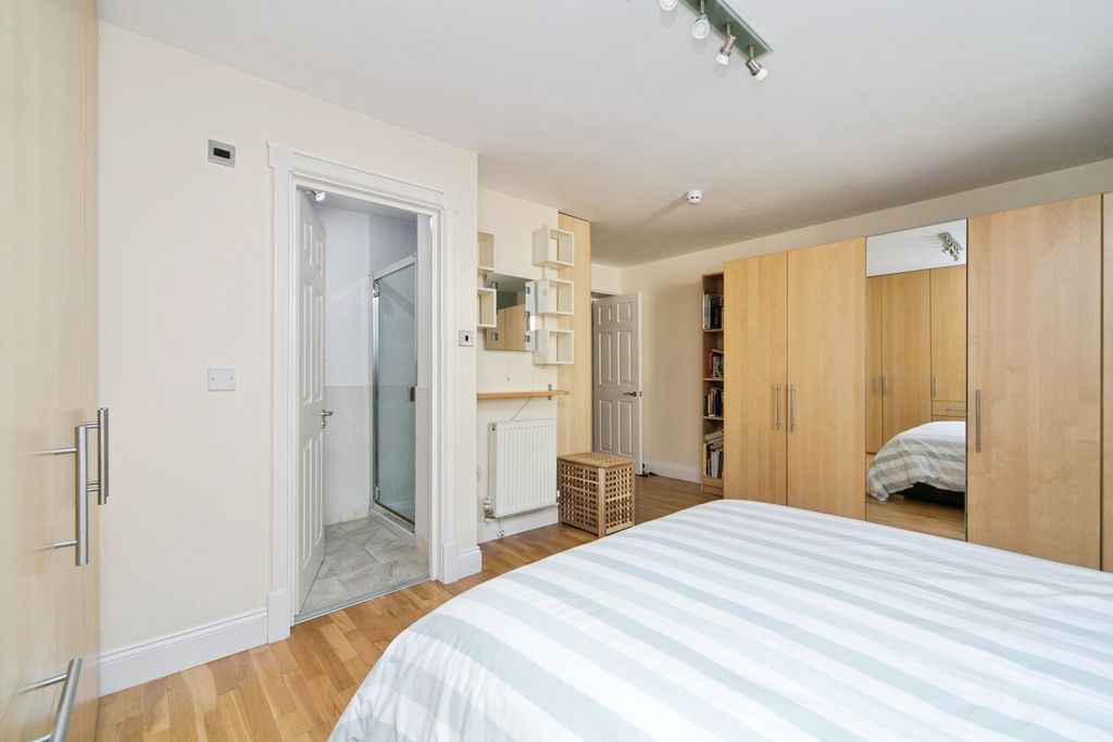 Additional image 14 of 2 bed flat for saleAbbey Road, Llandudno, Conwy LL30