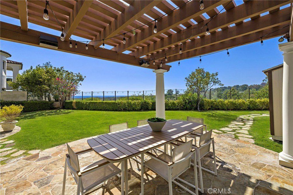 Property photo 2 of 55