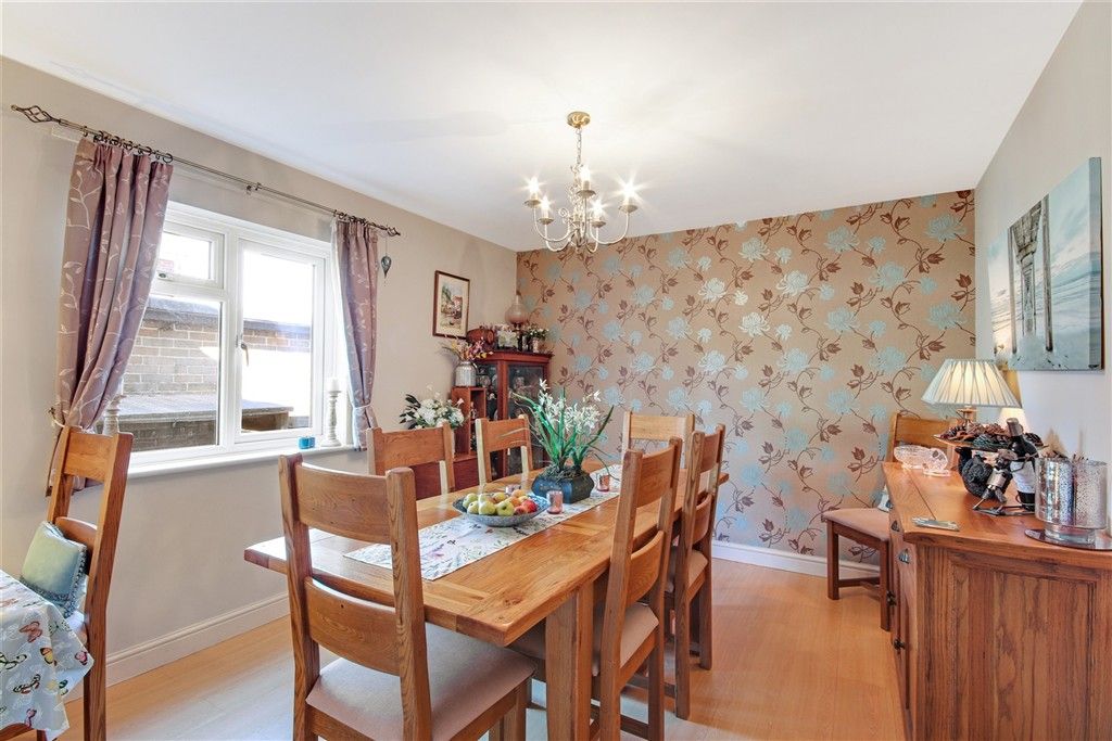 Property photo 1 of 19 V Dining Room