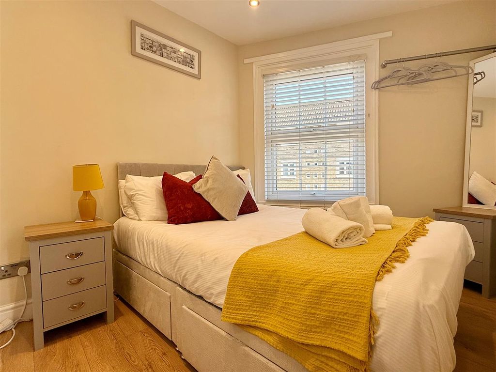 Property photo 3 of 7 Photo 2.Jpg