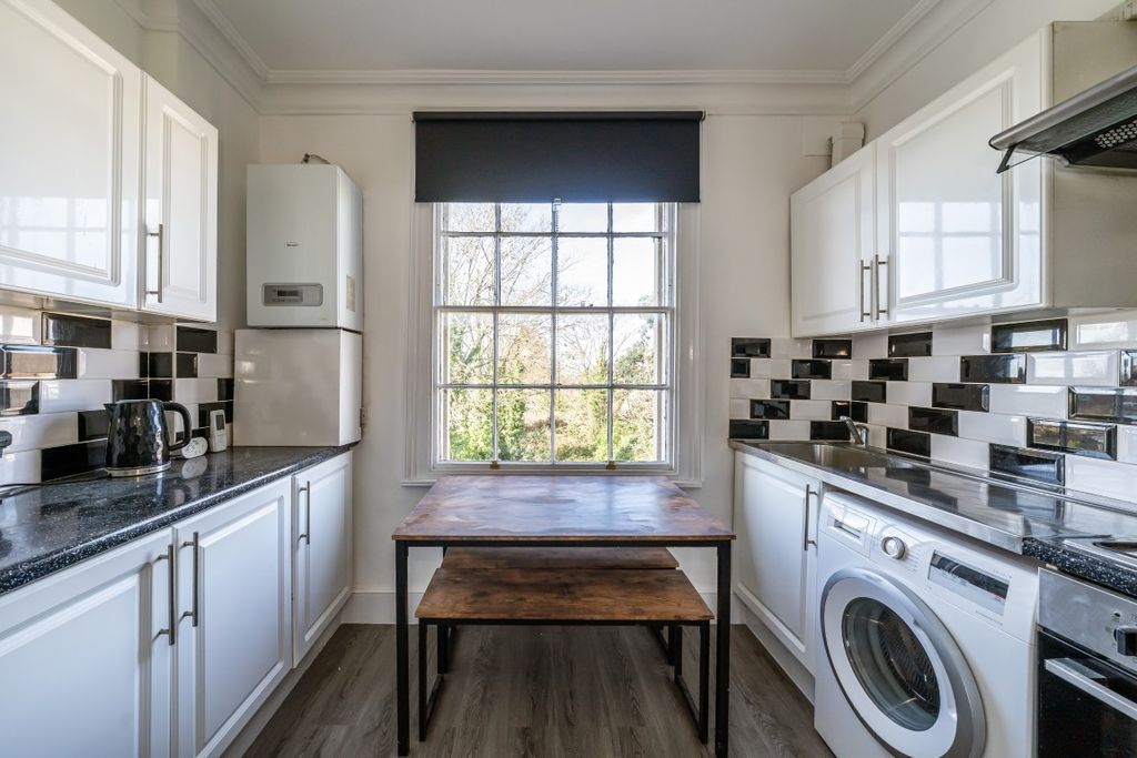 Property photo 1 of 16 8