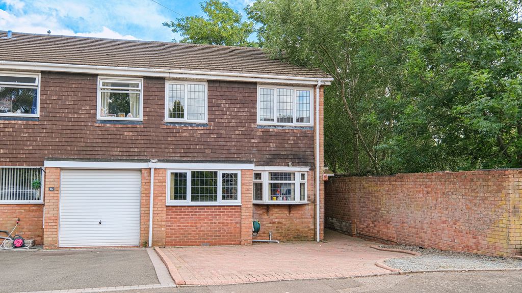 Property photo 1 of 33