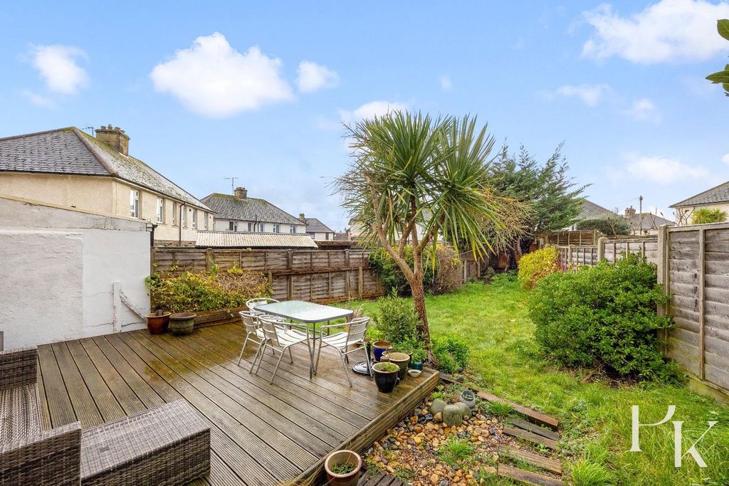 Property photo 2 of 24 Shelldale Road, 46-001.Jpg