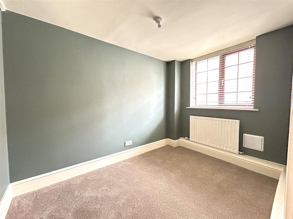 Property photo 3 of 12 Bedroom Three