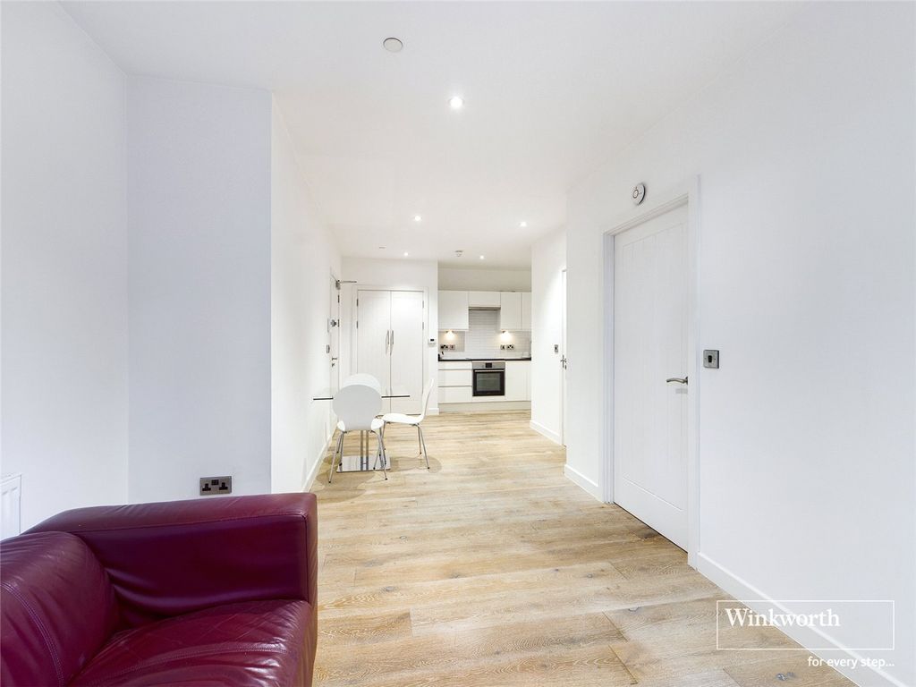 Property photo 3 of 7 Picture No. 22