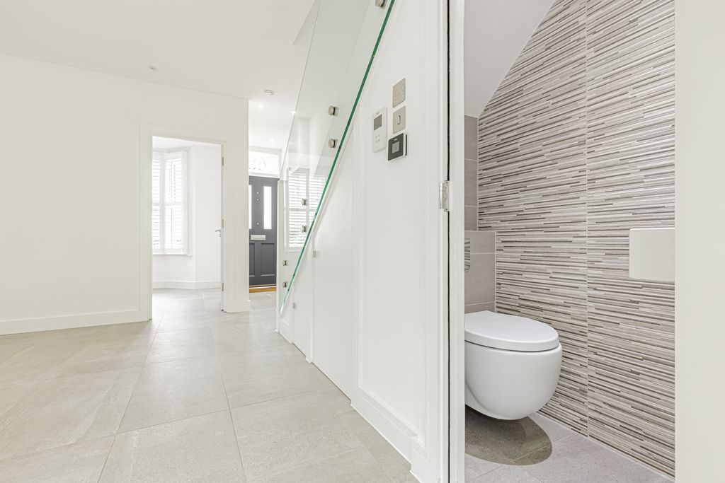 Property photo 3 of 29