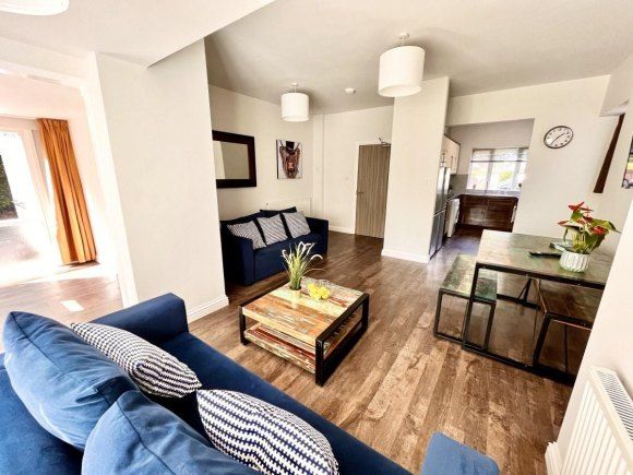 Property photo 1 of 7 9074395.Jpg