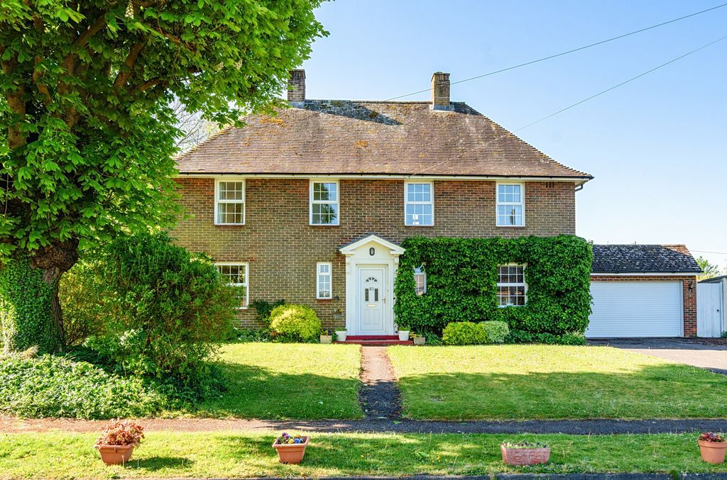 Property photo 1 of 27 1452028-1-69F1Bf9...