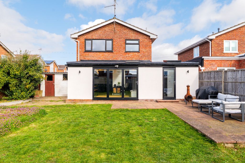 Property photo 2 of 25 4988291