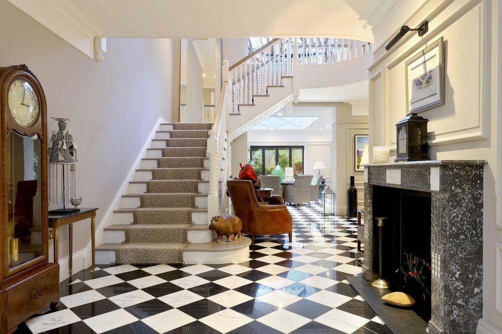 Property photo 3 of 27 Picture No. 07