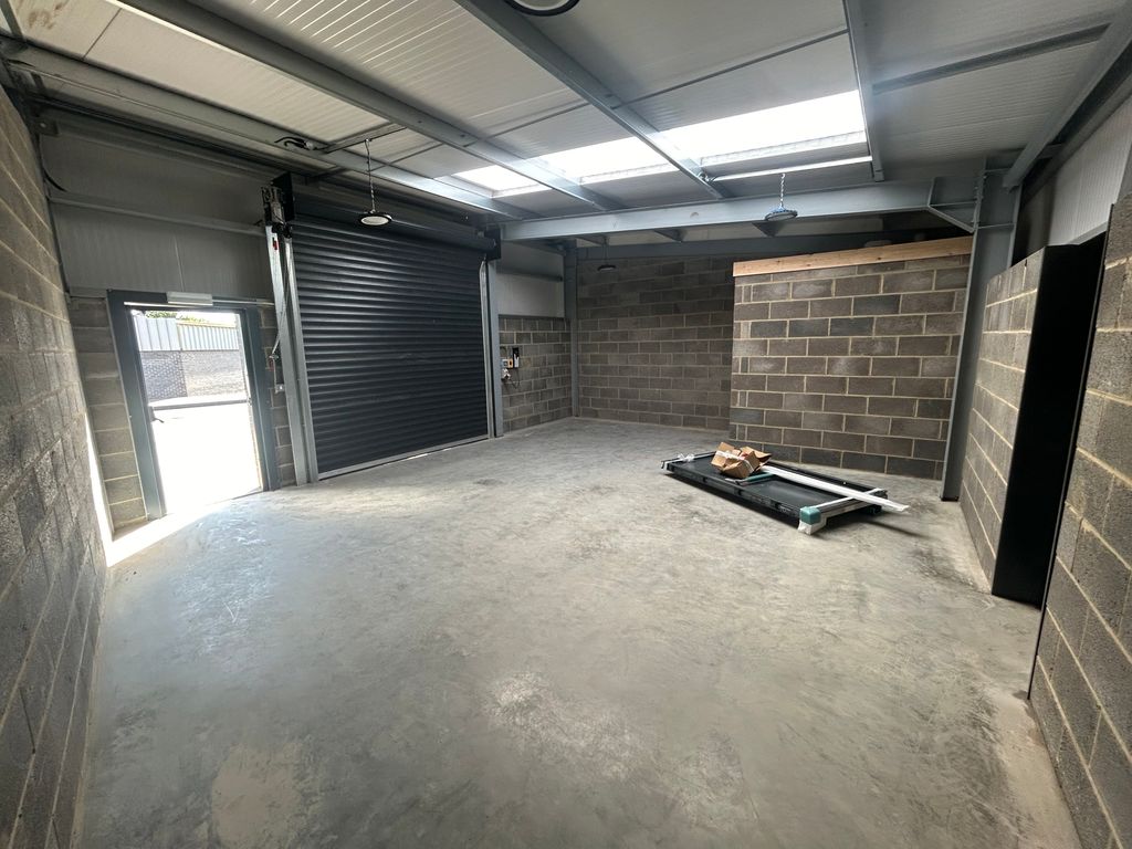 Property photo 2 of 6 Img_1108