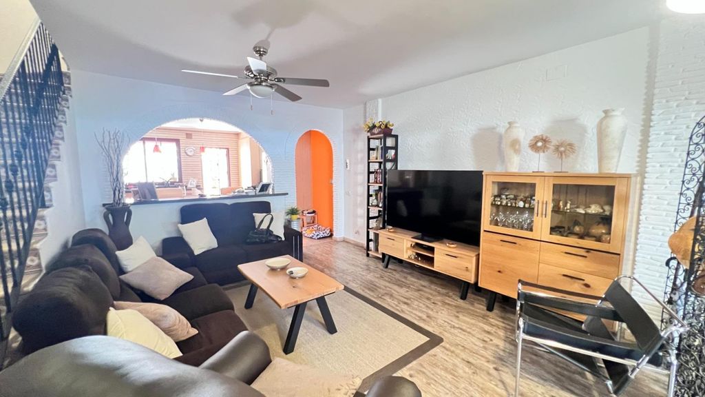 Property photo 1 of 50