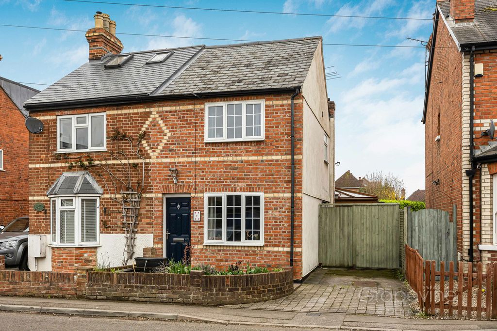 Property photo 1 of 27