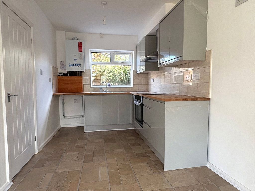 Property photo 2 of 18 Picture No. 52