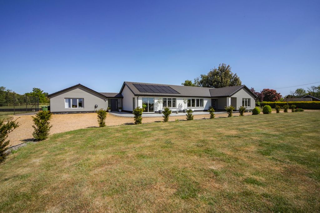 Property photo 3 of 28 9T5A8159