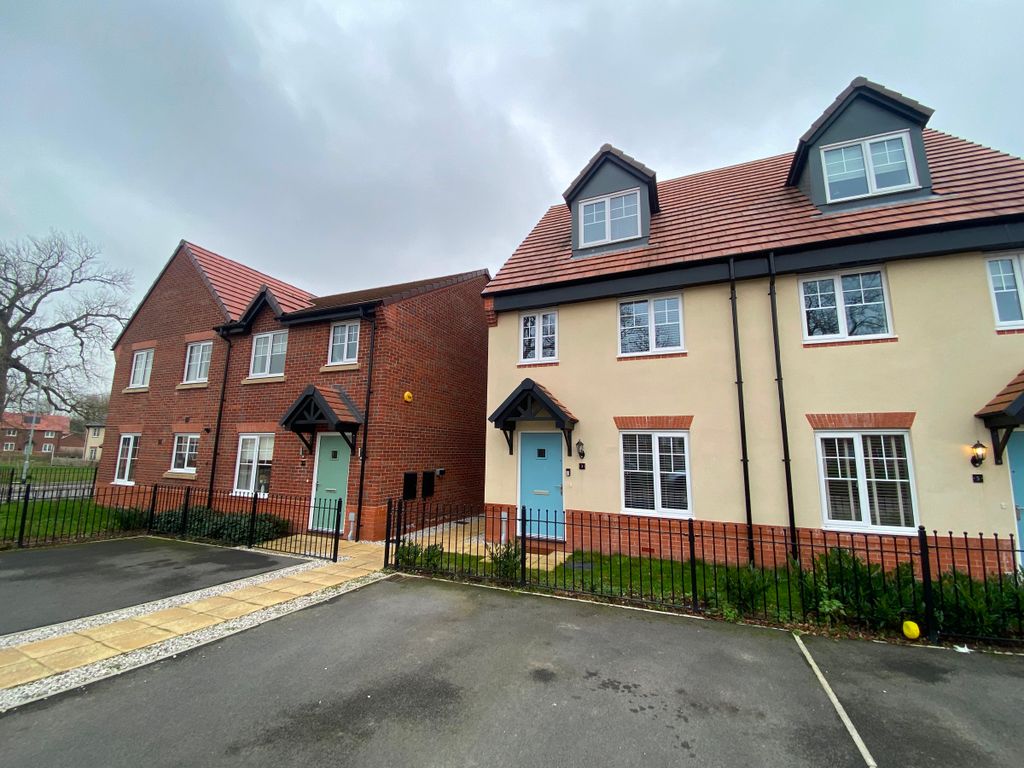 Property photo 1 of 27